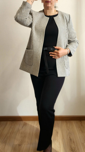 اورال مشکی ست نیز به صورت جداگانه قابل سفارش میباشد.